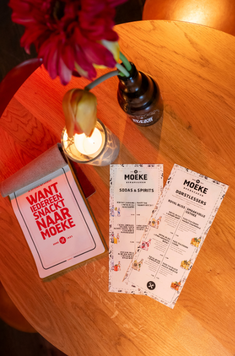 CocaCola-Moeke©PhotoRepublic-6.png